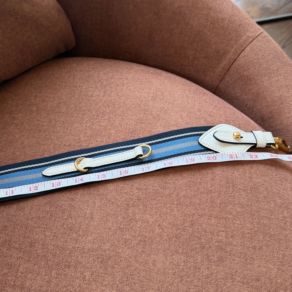 Prada White and Blue Leather Shoulder Bag - Picture 11 of 16